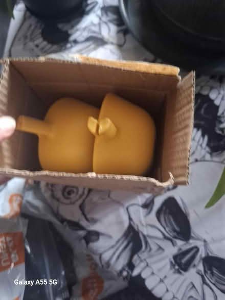 Photo of free Adjustable dog feeding bowl (Westgate LA4) #4