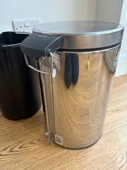 Photo of free Brabantia Round Metallic Pedal Bin Size C 12L Silver (Green Street Green BR6) #2