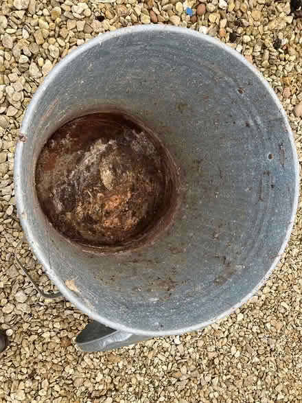 Photo of free Metal dustbin (Whitecross OX13) #3