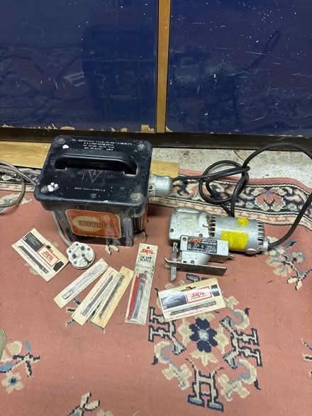 Photo of free jig saw (Thames Ditton KT7) #1