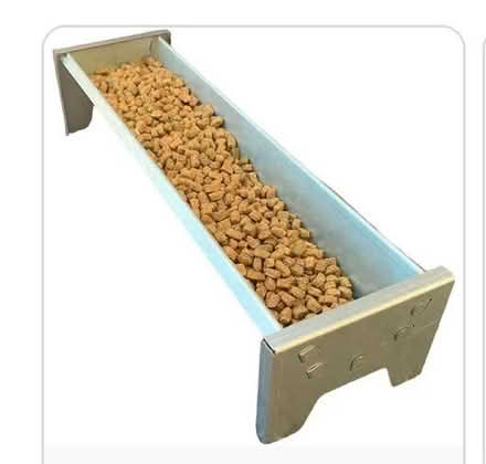 Photo of Rabbit feeder (Wybourn S2) #3