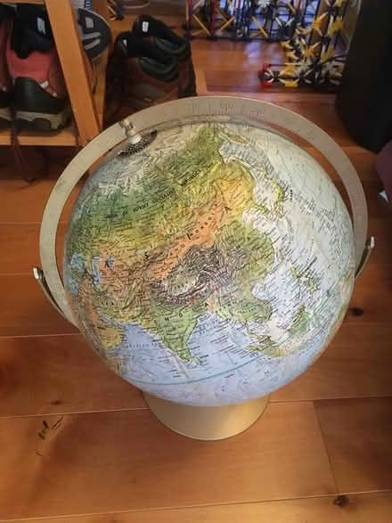 Photo of free Two elderly globes (Wallingford) #1