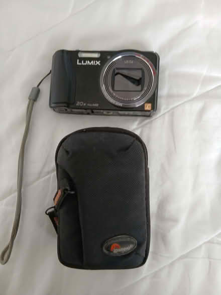 Photo of free Digital Superzoom Compact Camera (North Ascot SL5) #1