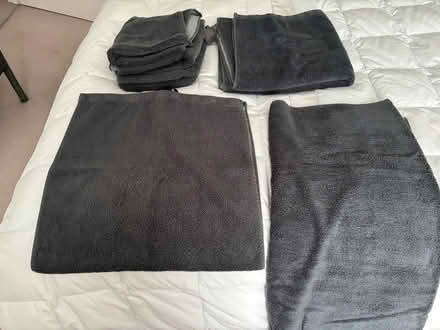 Photo of free Dark green towels, 2 bath, 4 large hand towels (Chichester PO19) #2
