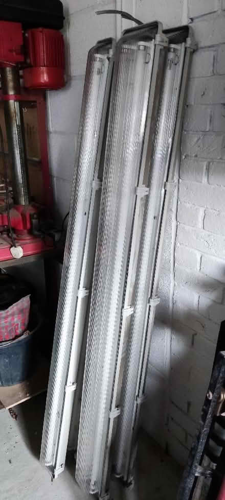 Photo of free 4 fluorescent light fittings (Great Moor SK7) #1