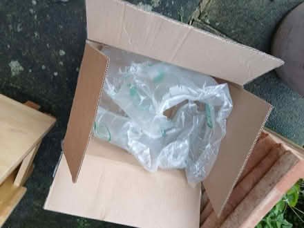 Photo of free Box and packing materials (SE22) #2