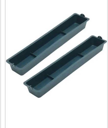 Photo of Rabbit feeder (Wybourn S2) #1