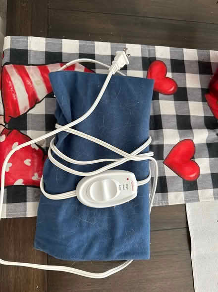 Photo of free Small heating pad (by arundel mills) #1