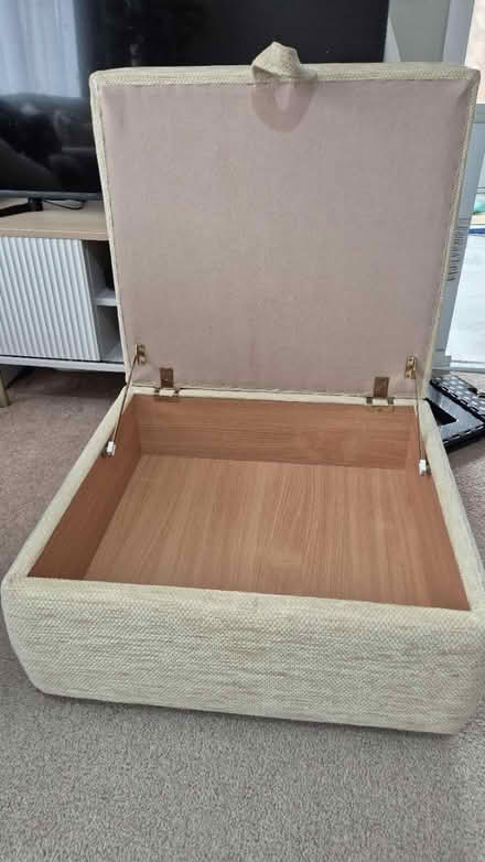 Photo of free Pouffe / Footstool with storage (Danbury, CM3) #2