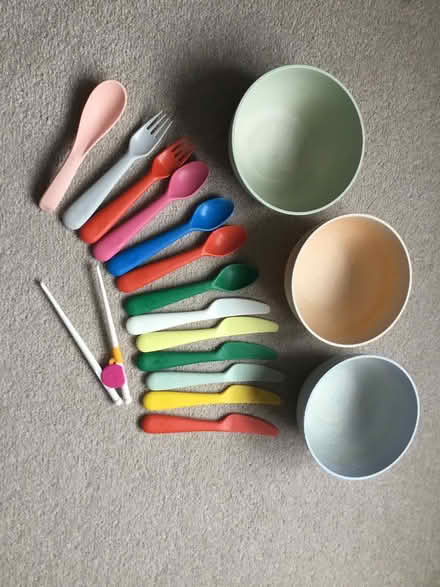 Photo of free Plastic cutlery and 3 bowls (Millhouses S7) #2