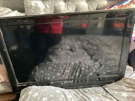 Photo of free HDMI tv (DY3 gornal) #1