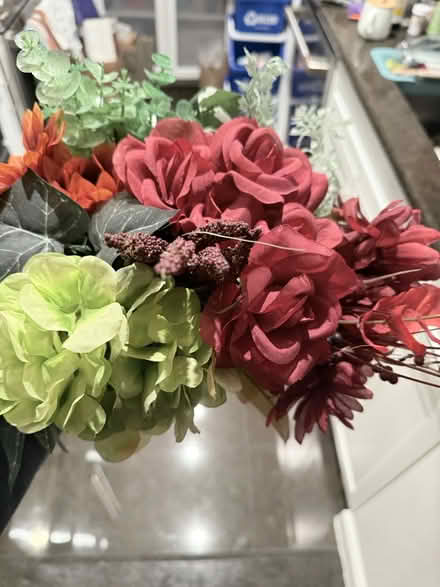 Photo of free One bouquet of Artificial flower (Midtown west) #2