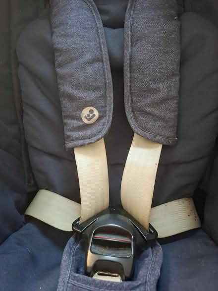Photo of free Base for Maxi cosi (BA2) #3
