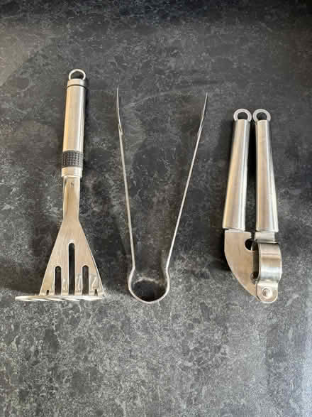 Photo of free Various Kitchen Utensils (Wigston Magna LE18) #1