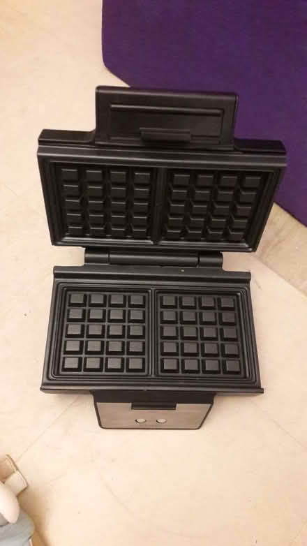 Photo of free Waffle maker (N1, Zone 1 camden) #2