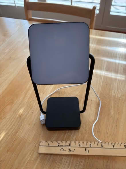 Photo of free Small USB desk lamp (Downtown Sunnyvale) #1