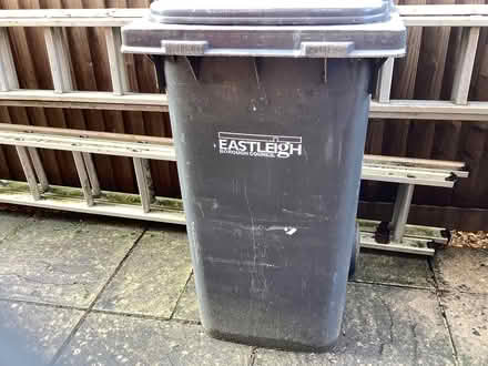 Photo of free Refuse bin (Hedge End SO30 0PY) #1