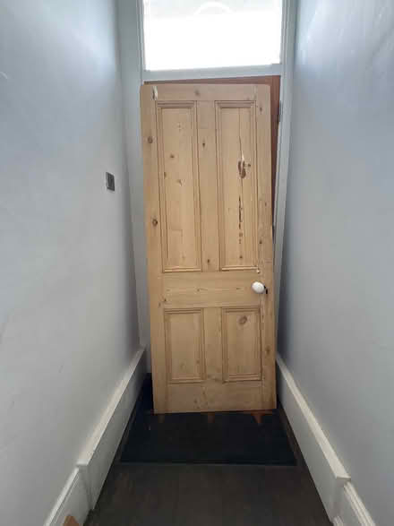 Photo of free Pine door (Kemptown BN2) #1
