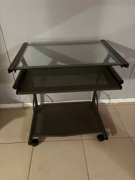 Photo of free Desk (South Evanston) #1