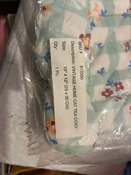 Photo of free Cat tea cosy brand new (Brighton BN2) #2