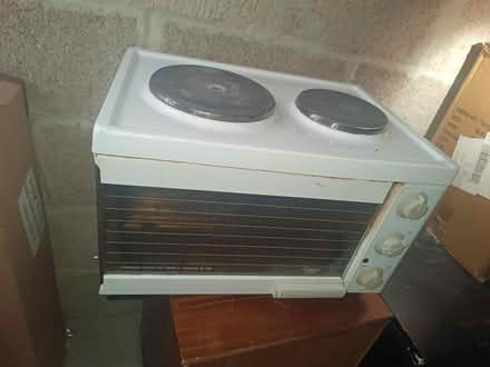 Photo of free Stove top mini oven (Upper Norwood SE19) #1