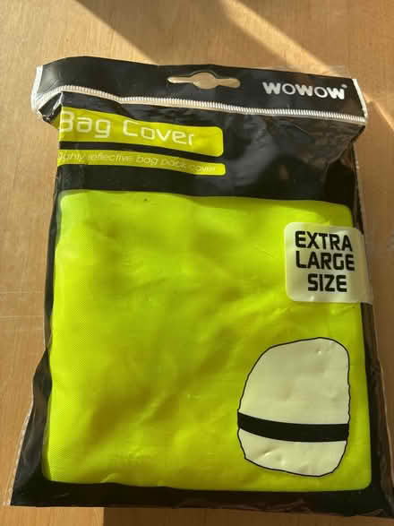 Photo of free High vis bag cover (Wr12 Childswickham) #1