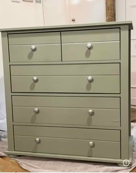 Photo of free Chest of drawers (TW1) #1