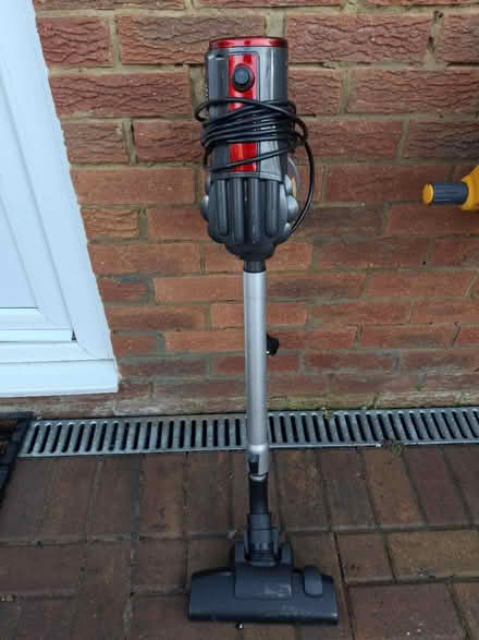 Photo of free Goodmans vacuum cleaner (SN25 Abbey meads) #1