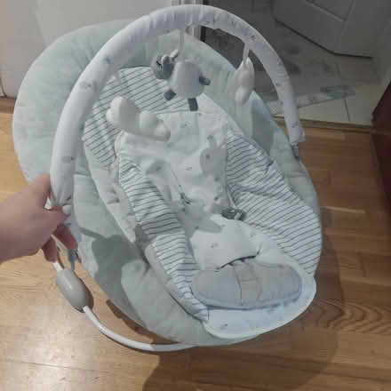 Photo of free Baby seat (NW9) #1