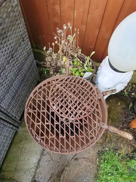 Photo of free Fire pit/bbq (Chichester Lavant PO18) #1