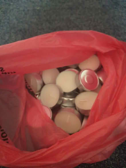 Photo of free Unscented, white tealights (Bare, LA4) #1