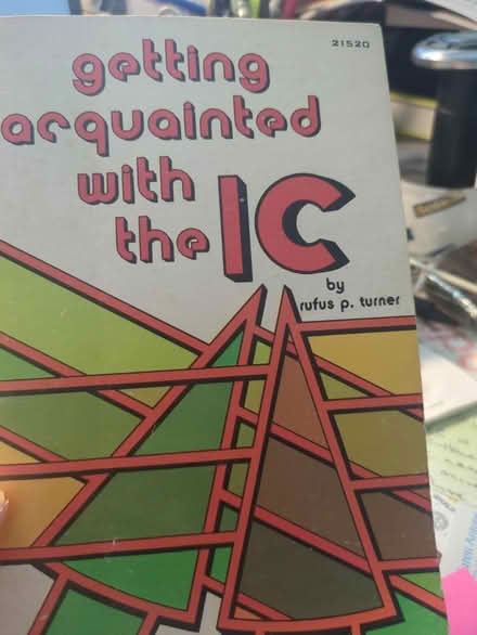 Photo of free Integrated circuit book (Leonardo/Middletown) #1