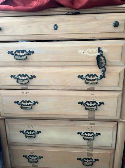 Photo of free Table (Morgan Hill) #4