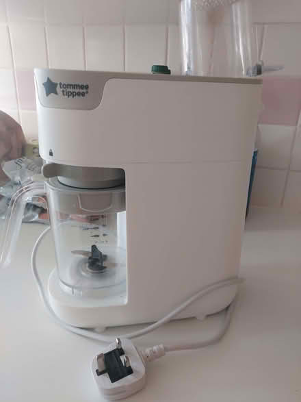 Photo of free Tommee tippee baby food maker (Weybridge KT13) #1