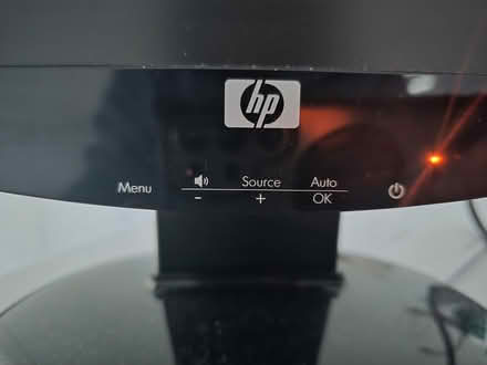Photo of free HP 20in widescreen LCD monitor (Chislehurst BR7) #2