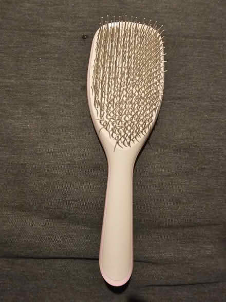 Photo of free Tangle Teezer hair brush (South Oxhey) #1