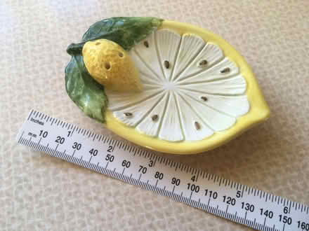 Photo of free A 'Lemon' Trinket Dish (Garden City OX5) #1