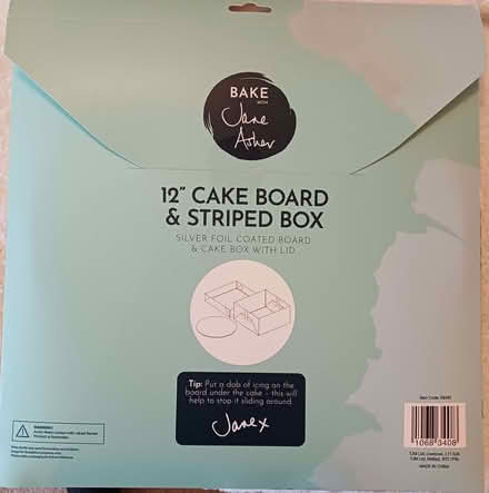 Photo of free Cake box and cake board (Southport PR9) #2