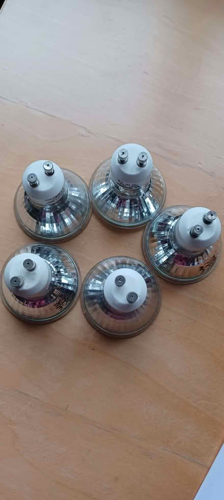 Photo of free 5 GU10 halogen lamps, 50 w spots (Rayner's Lane HA5) #1