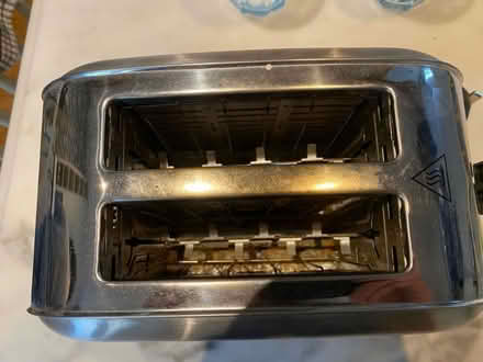 Photo of free Russell Hobbs toaster (SW2 - Brixton) #3
