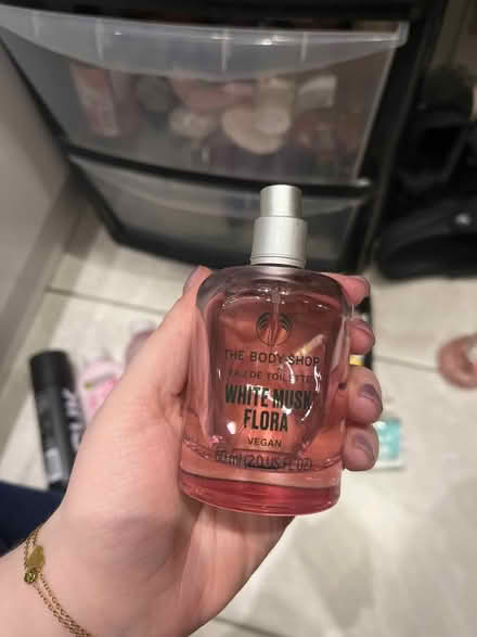 Photo of free body shop perfume (SK1, central stockport) #1