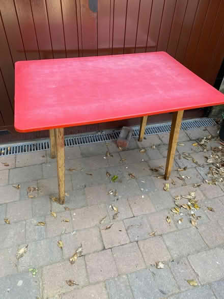 Photo of free Retro formica table (1960s) (Cockfosters EN4) #1
