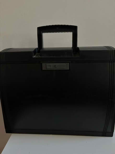 Photo of free Drop file box with files (Grays RM17) #1