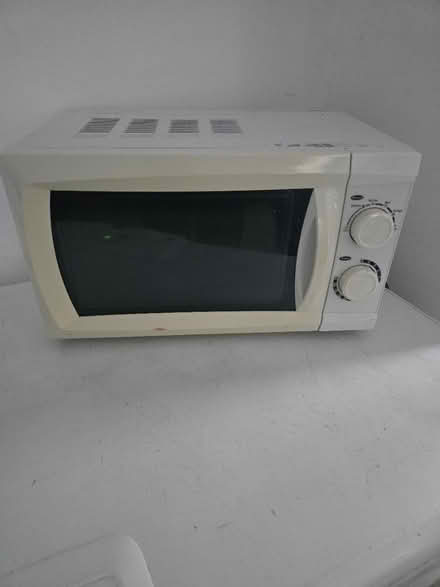 Photo of free Microwave (Harehills LS9) #2