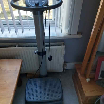 Photo of free Power plate (Halifax HX3) #2