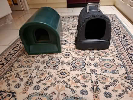 Photo of free Cat sleeping box and Litter tray (rhayader) #1
