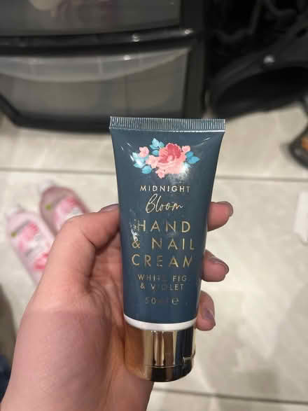 Photo of free hand cream (SK1, central stockport) #1