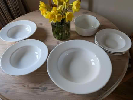 Photo of free White ceramic pasta/serving bowls (Letchworth) #1