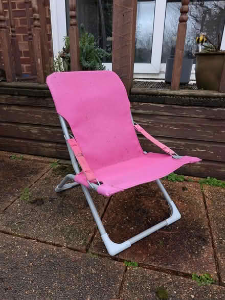 Photo of free Children's Deck Chair (Welwyn Village, AL6) #1