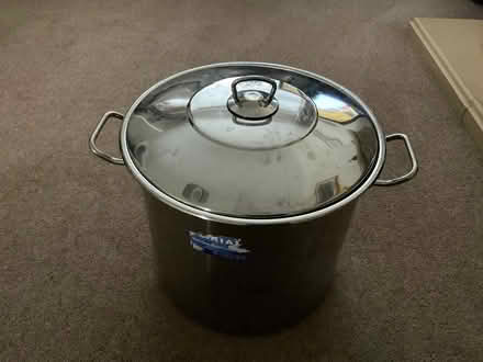 Photo of free Large Stainless Steel Pot many uses Jam making/sterilising (Kingsway) #2